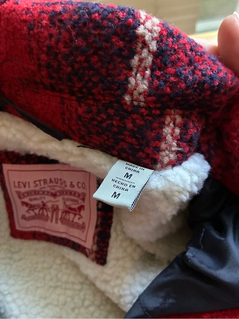 Levi’s Plaid Red & Navy  Sherpa Lined  Shacket Coat Size Medium - Picture 9 of 12
